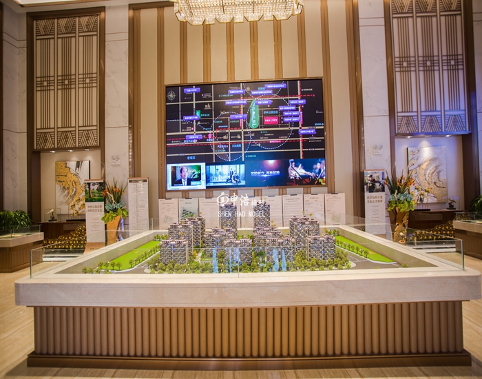 ���١�����